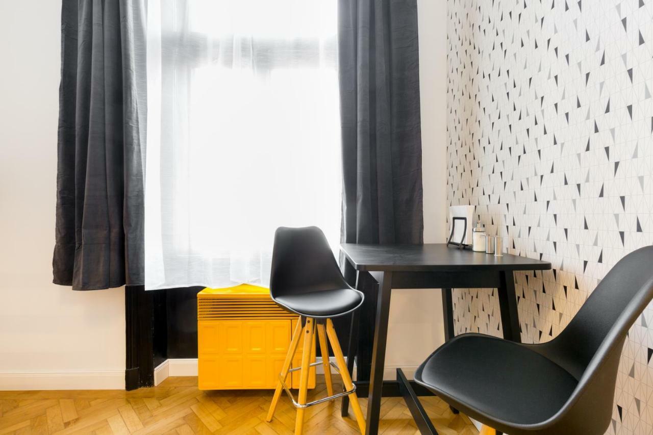 Leah Studios Budapest Kültér fotó
